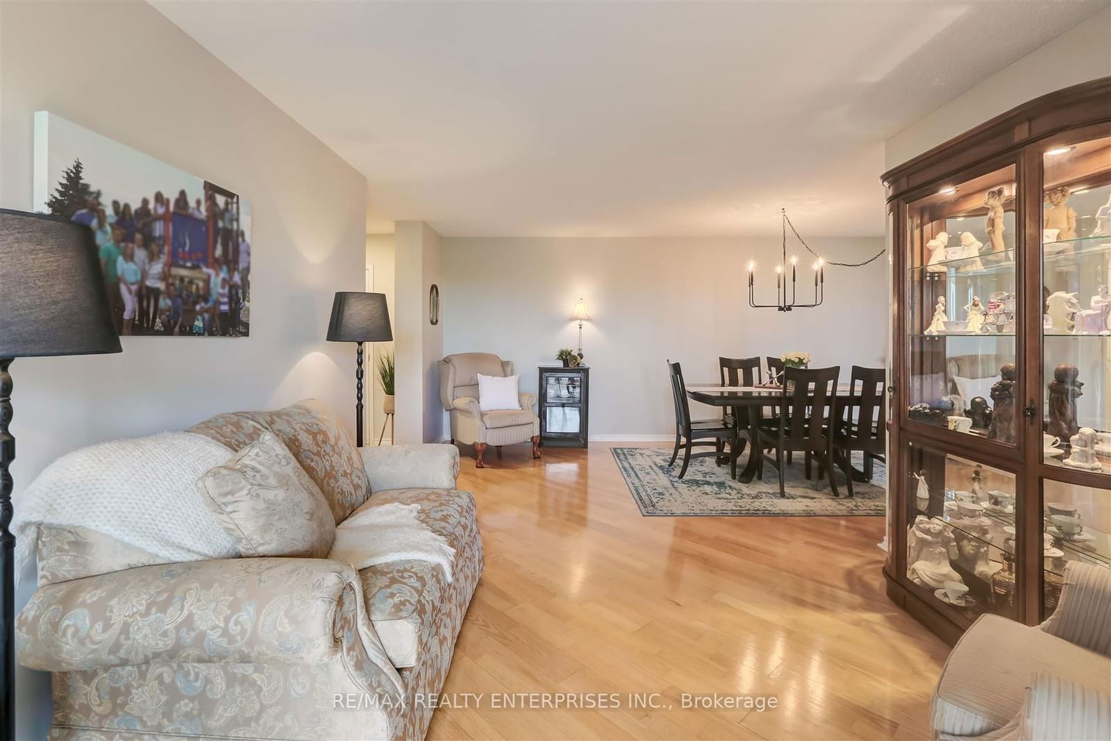 10 Malta Ave, unit 605 for sale - image #12