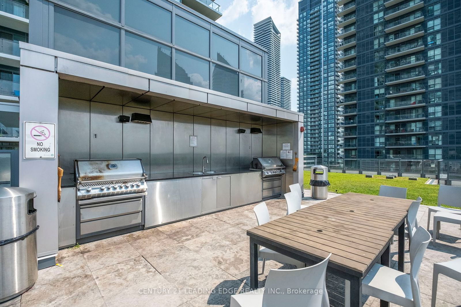 10 Park Lawn Rd, unit 601 for sale - image #33