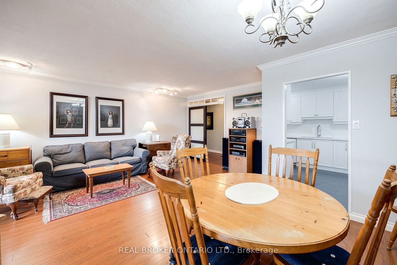 714 The West Mall, unit 412 for sale - image #10