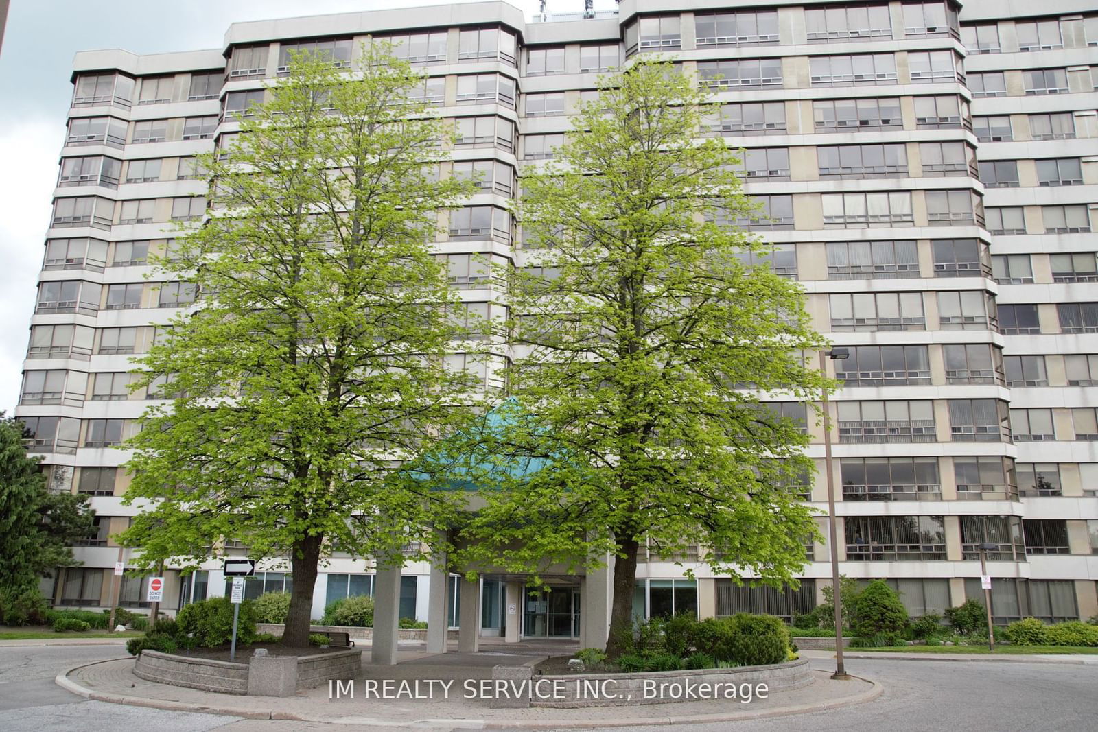 310 Mill St S, unit 305 for sale - image #2