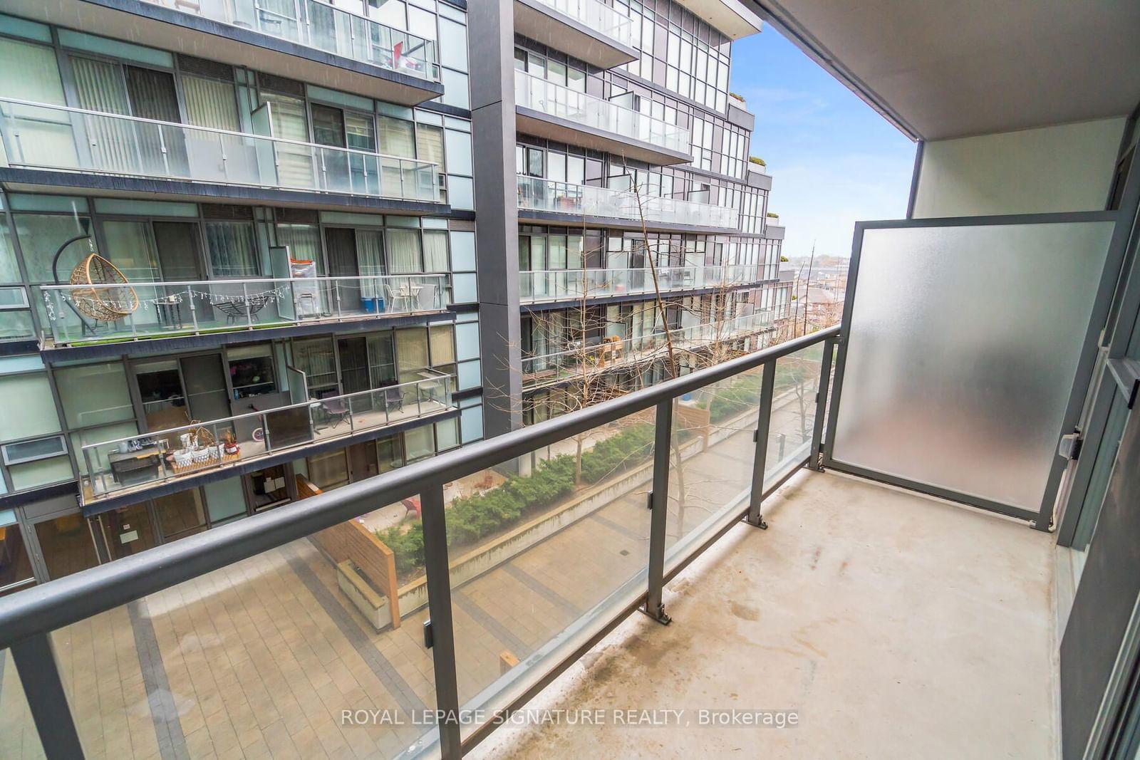 15 James Finlay Way, unit 822 for rent - image #19