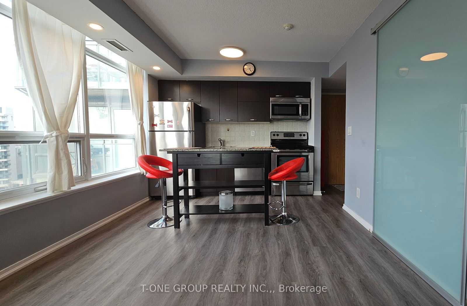 38 Joe Shuster Way, unit 1217 for rent - image #4