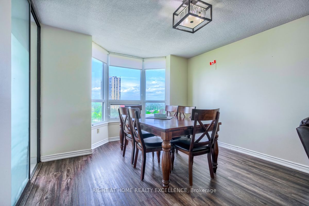 8 Lisa St, unit 1102 for sale - image #14