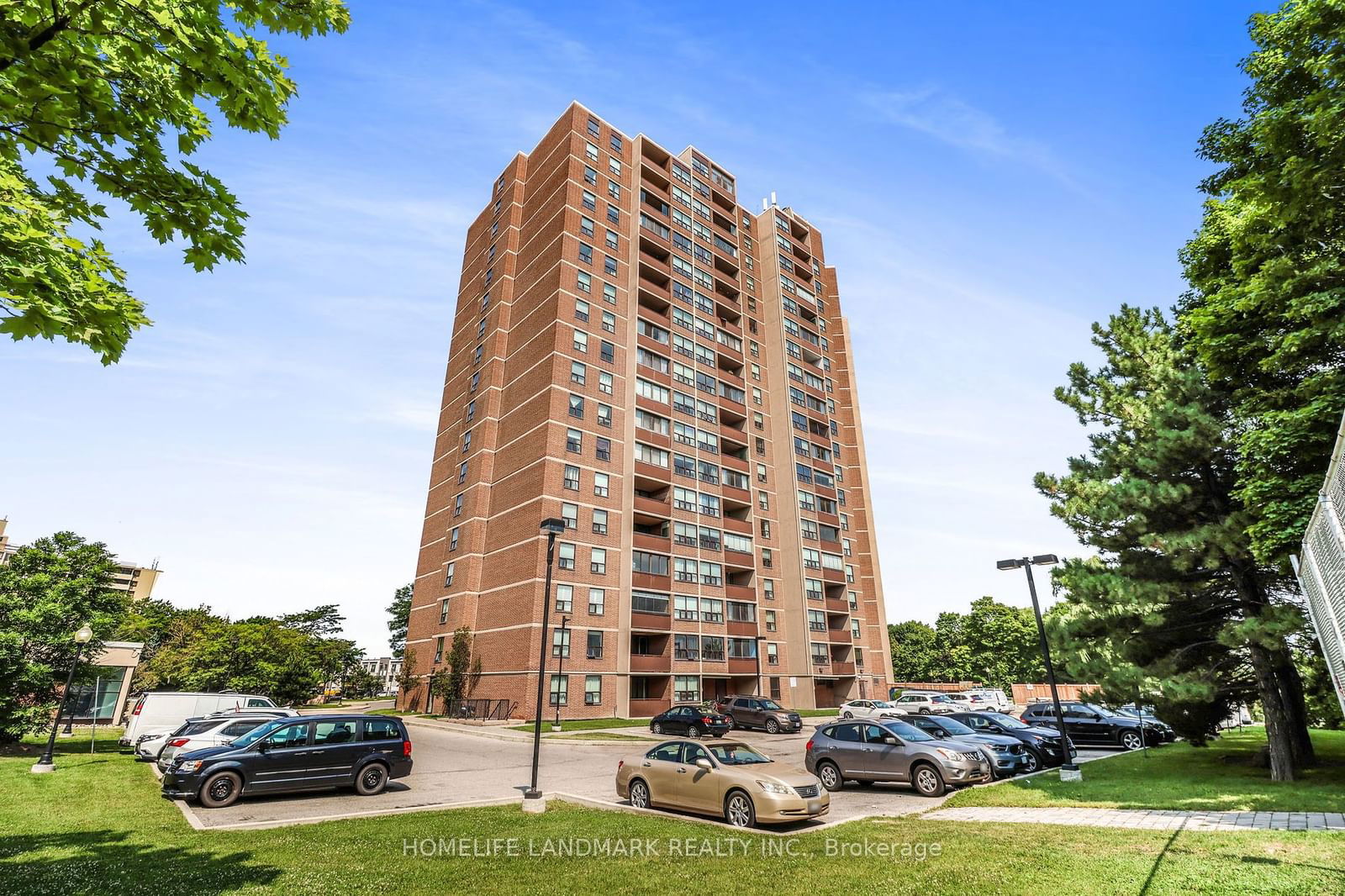 716 The West Mall W, unit 912 for sale - image #3