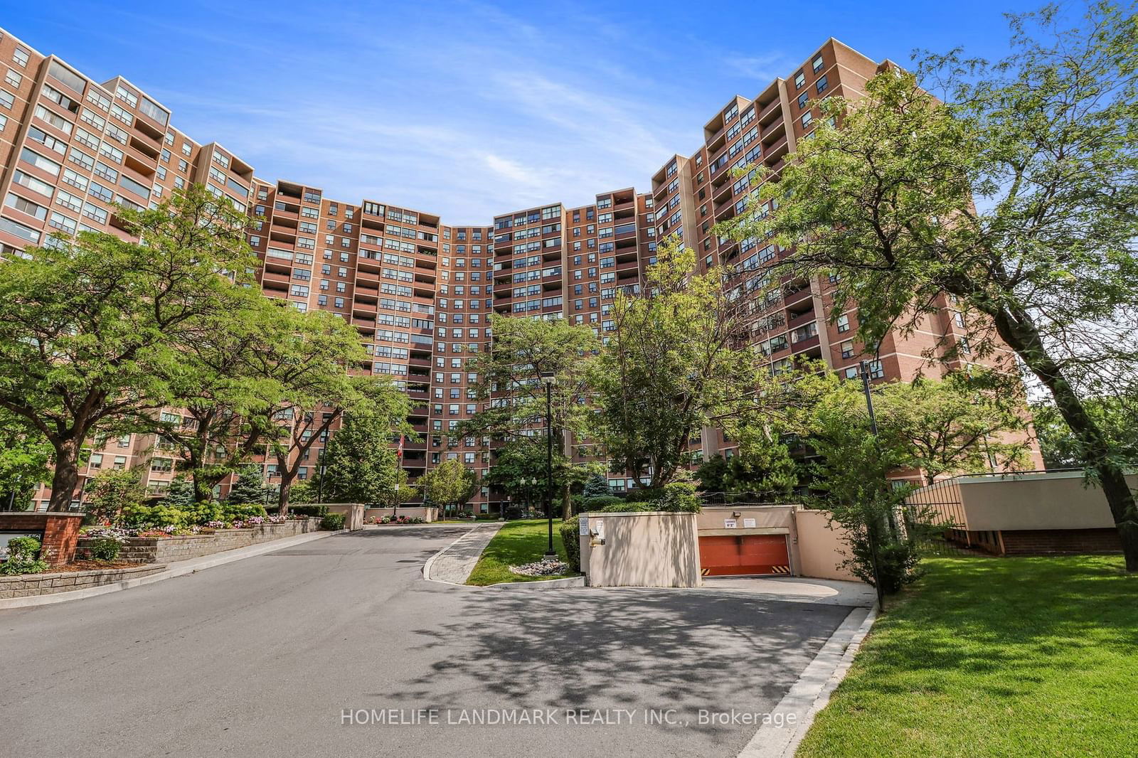 716 The West Mall W, unit 912 for sale