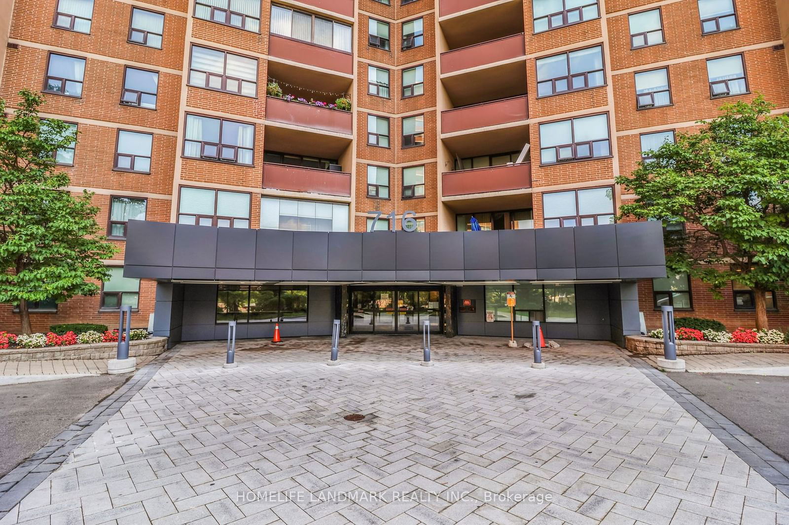 716 The West Mall W, unit 912 for sale - image #4