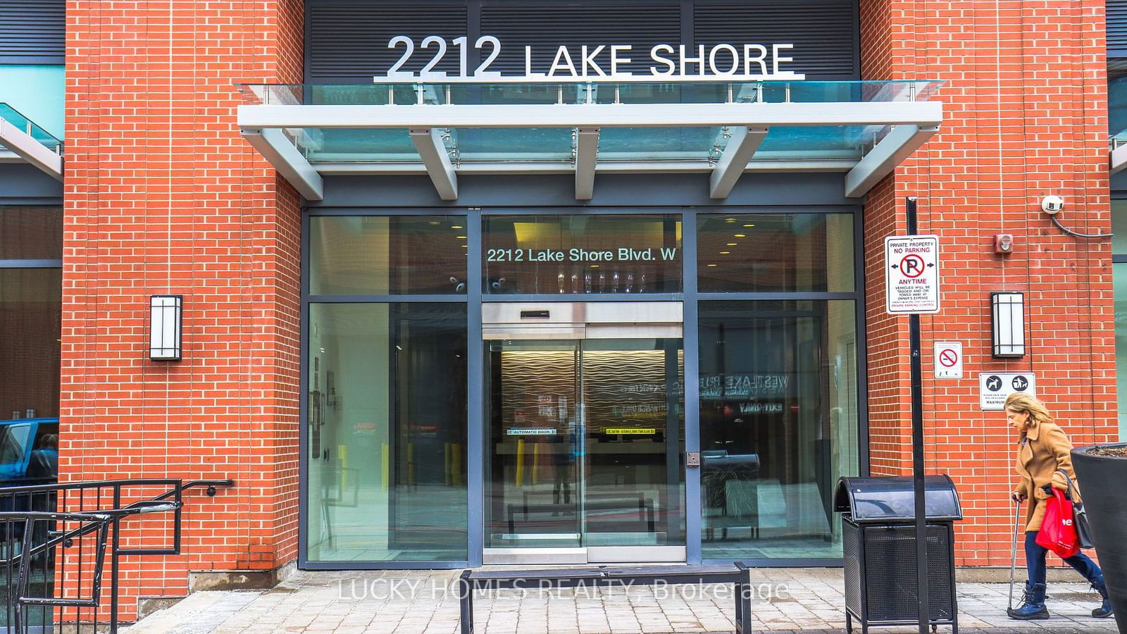 2212 Lake Shore Blvd W, unit 703 for sale - image #3