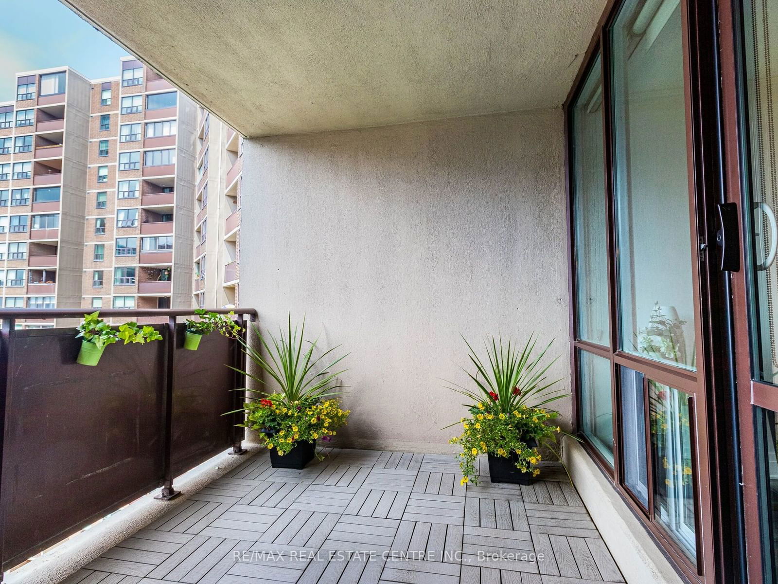 716 The West Mall, unit 1111 for sale - image #29