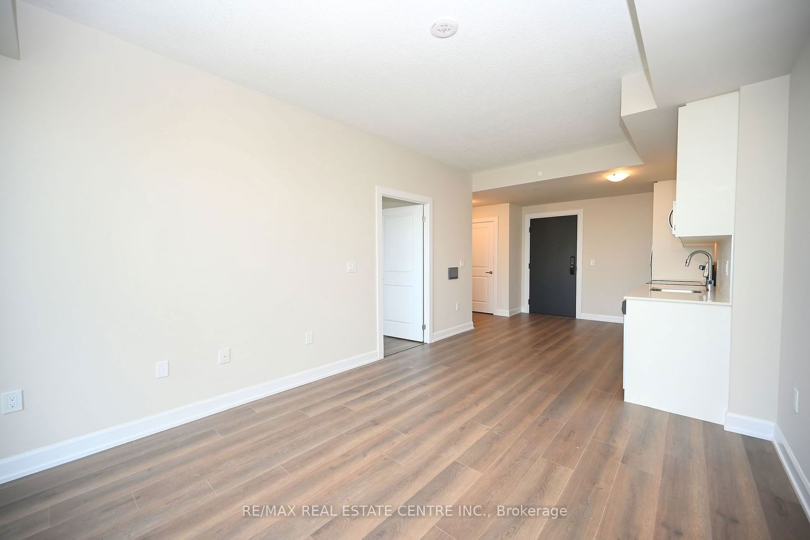 3200 William Coltson Ave, unit 1207 for rent - image #12