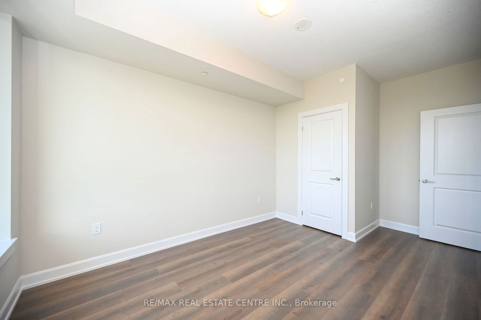 3200 William Coltson Ave, unit 1207 for rent - image #29