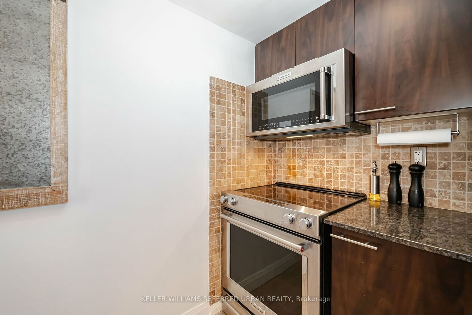 1040 The Queensway Ave, unit 413 for sale - image #12