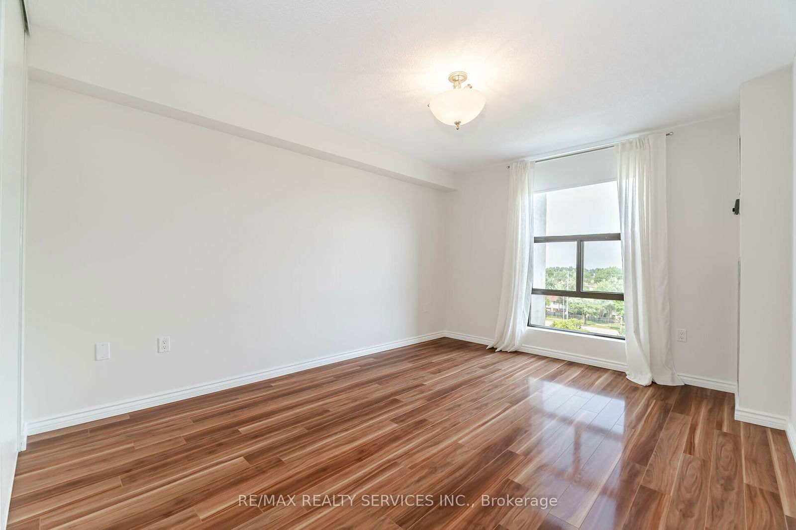 4 Kings Cross Rd, unit 809 for sale - image #19