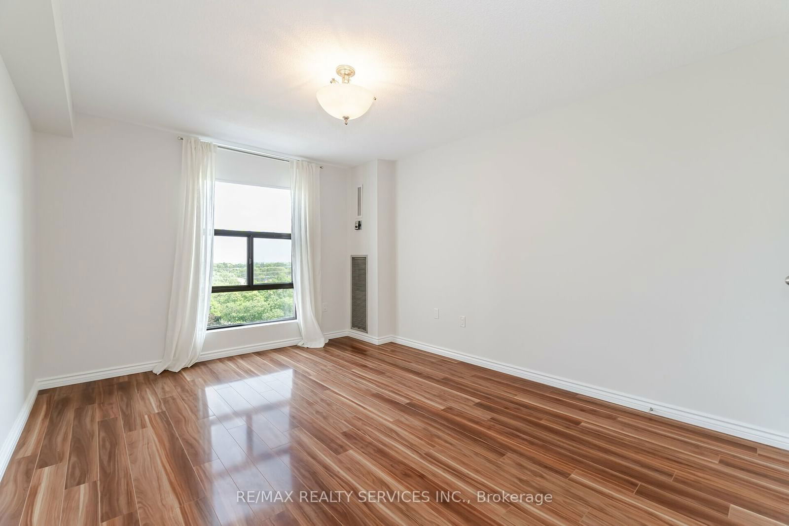 4 Kings Cross Rd, unit 809 for sale - image #20