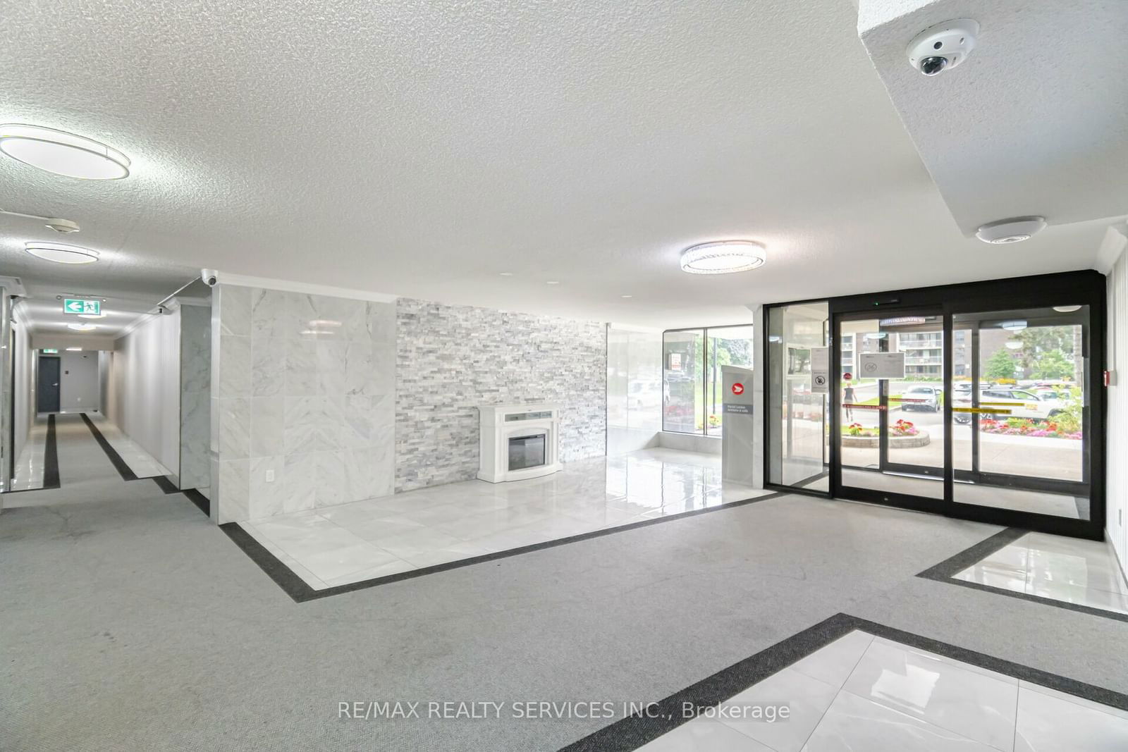 4 Kings Cross Rd, unit 809 for sale - image #4