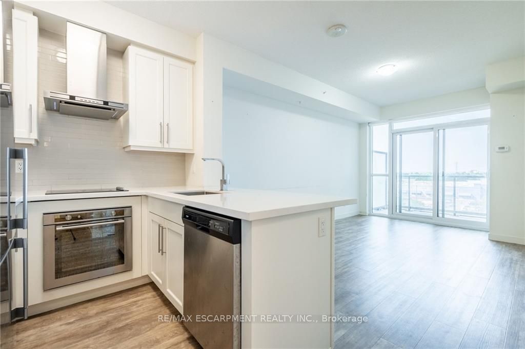 2087 Fairview St, unit 504 for sale - image #25