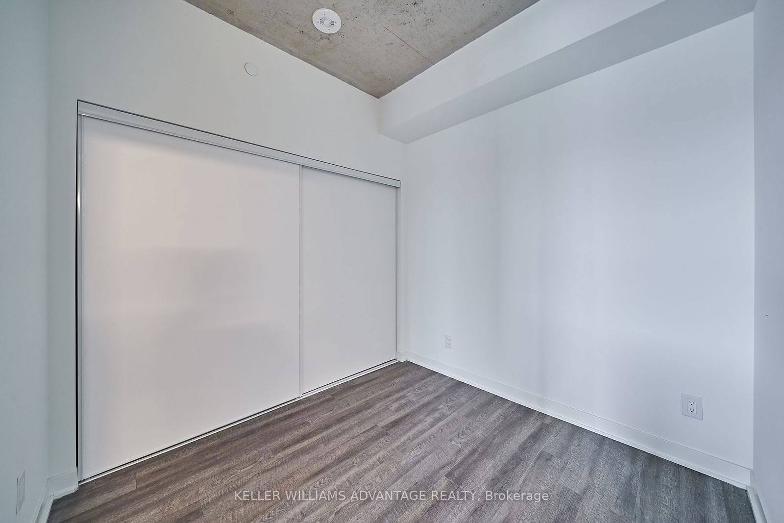 1808 St Clair Ave W, unit 420 for rent - image #15