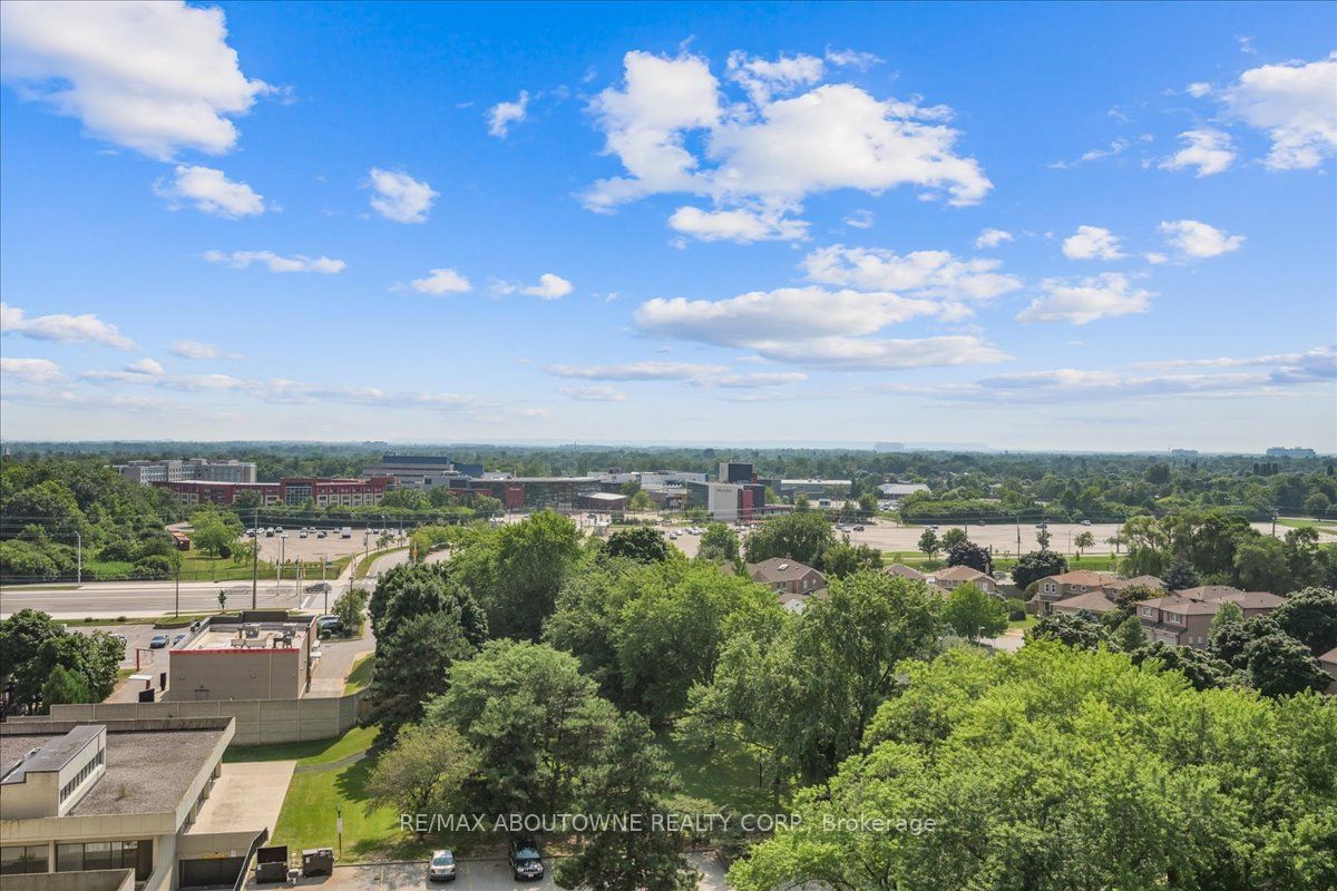 1359 White Oaks Blvd, unit 1006 for sale - image #20