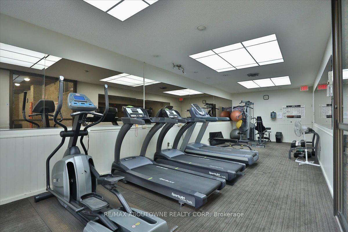 1359 White Oaks Blvd, unit 1006 for sale - image #24