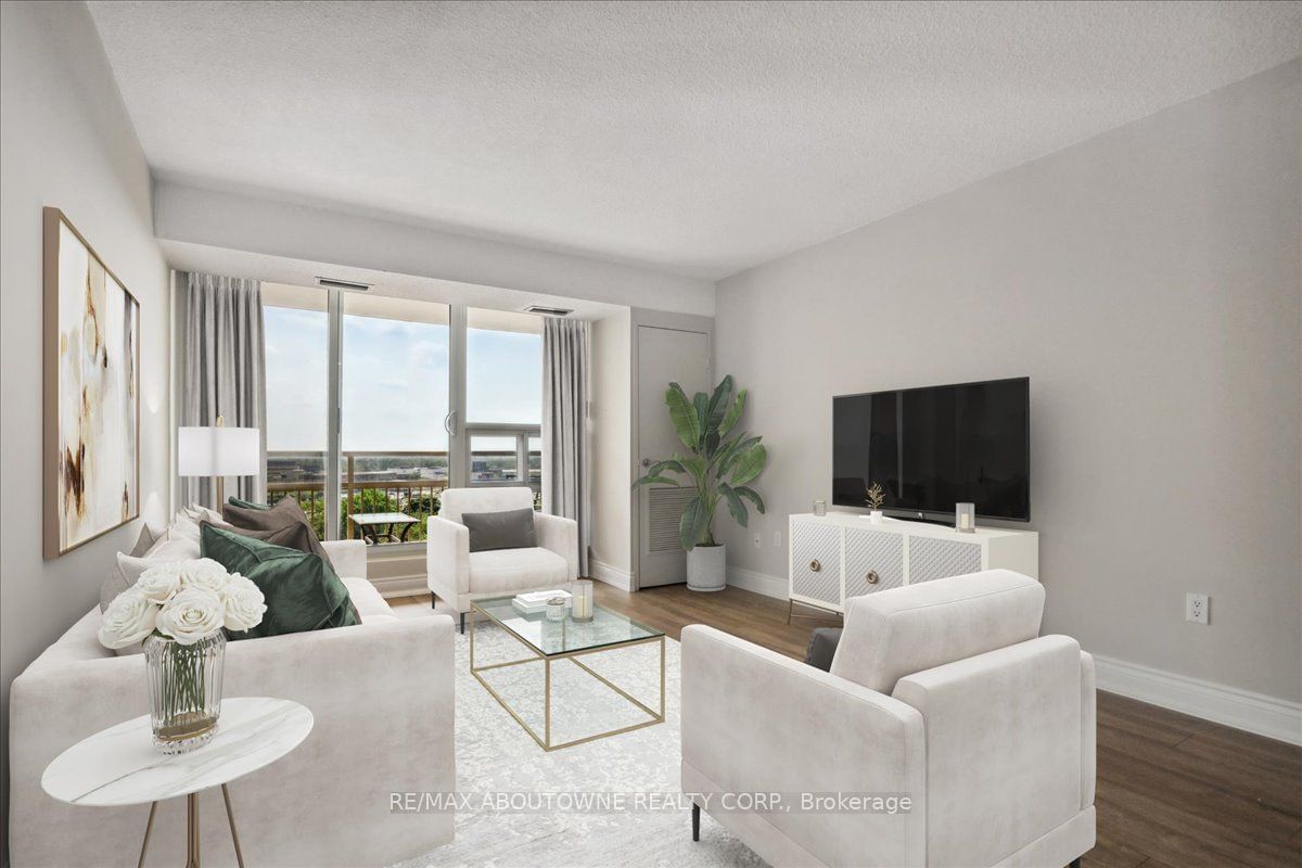 1359 White Oaks Blvd, unit 1006 for sale - image #4