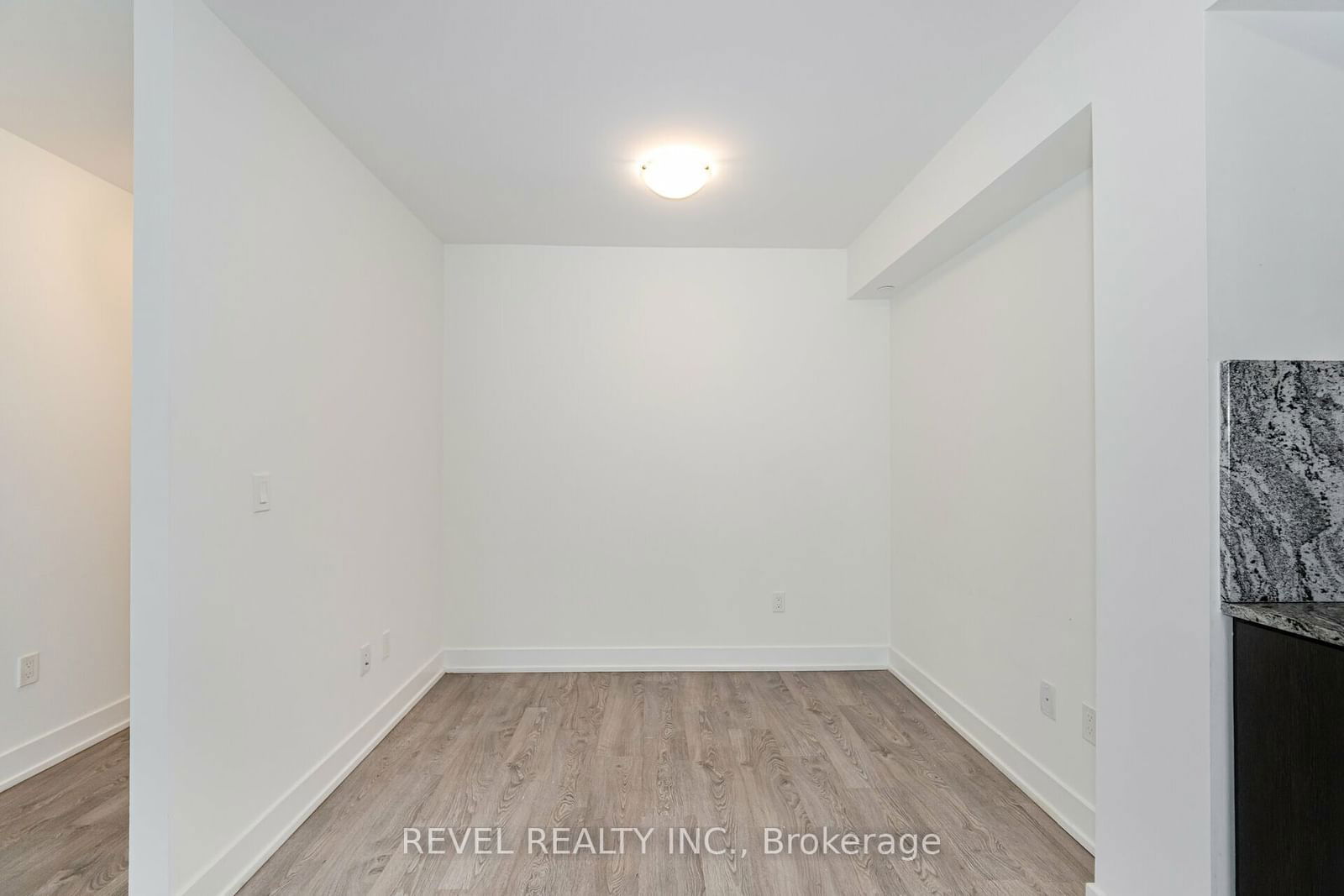 9 Mabelle Ave, unit 725 for sale - image #11