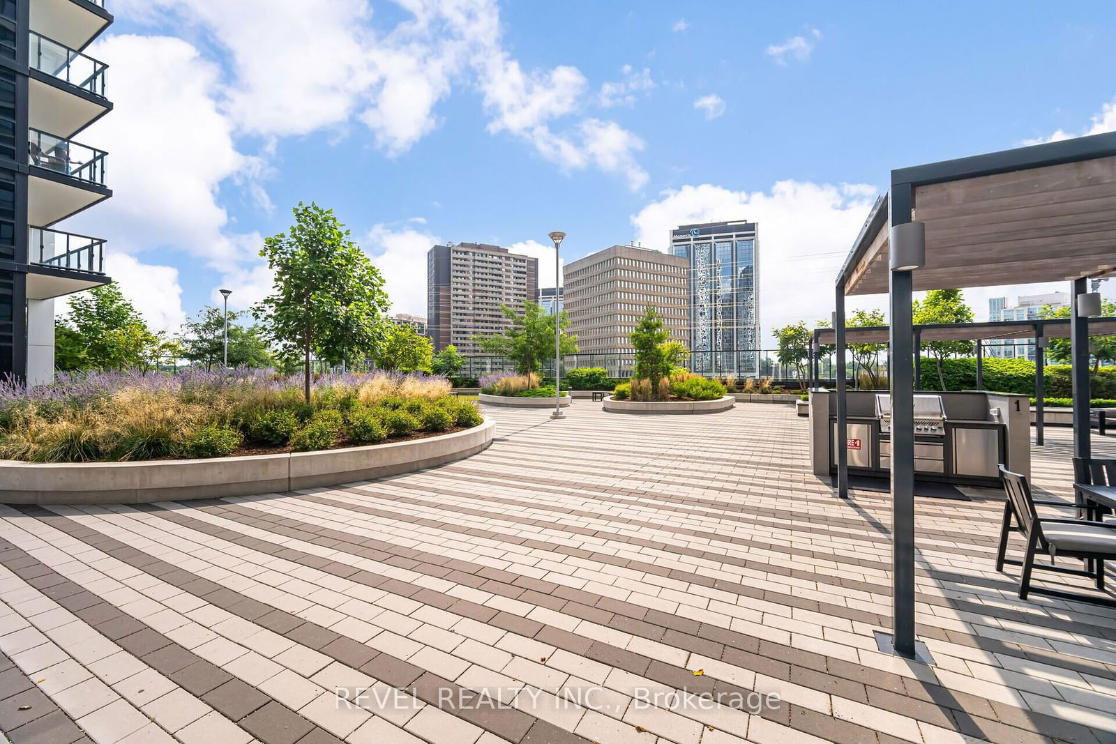 9 Mabelle Ave, unit 725 for sale - image #38