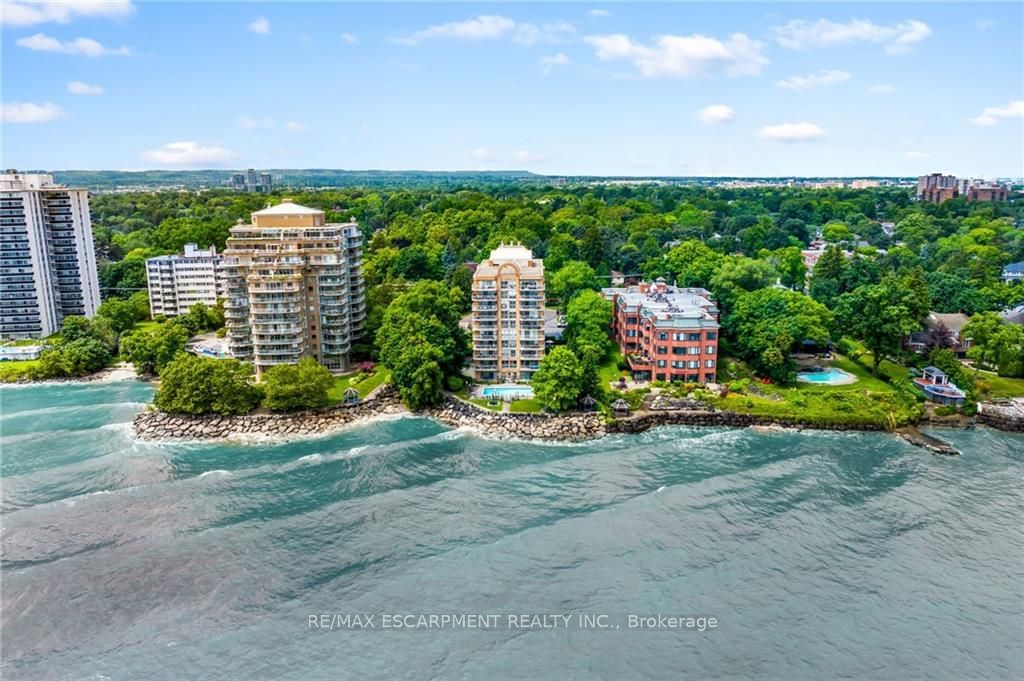 2210 Lakeshore Rd, unit PH6 for sale