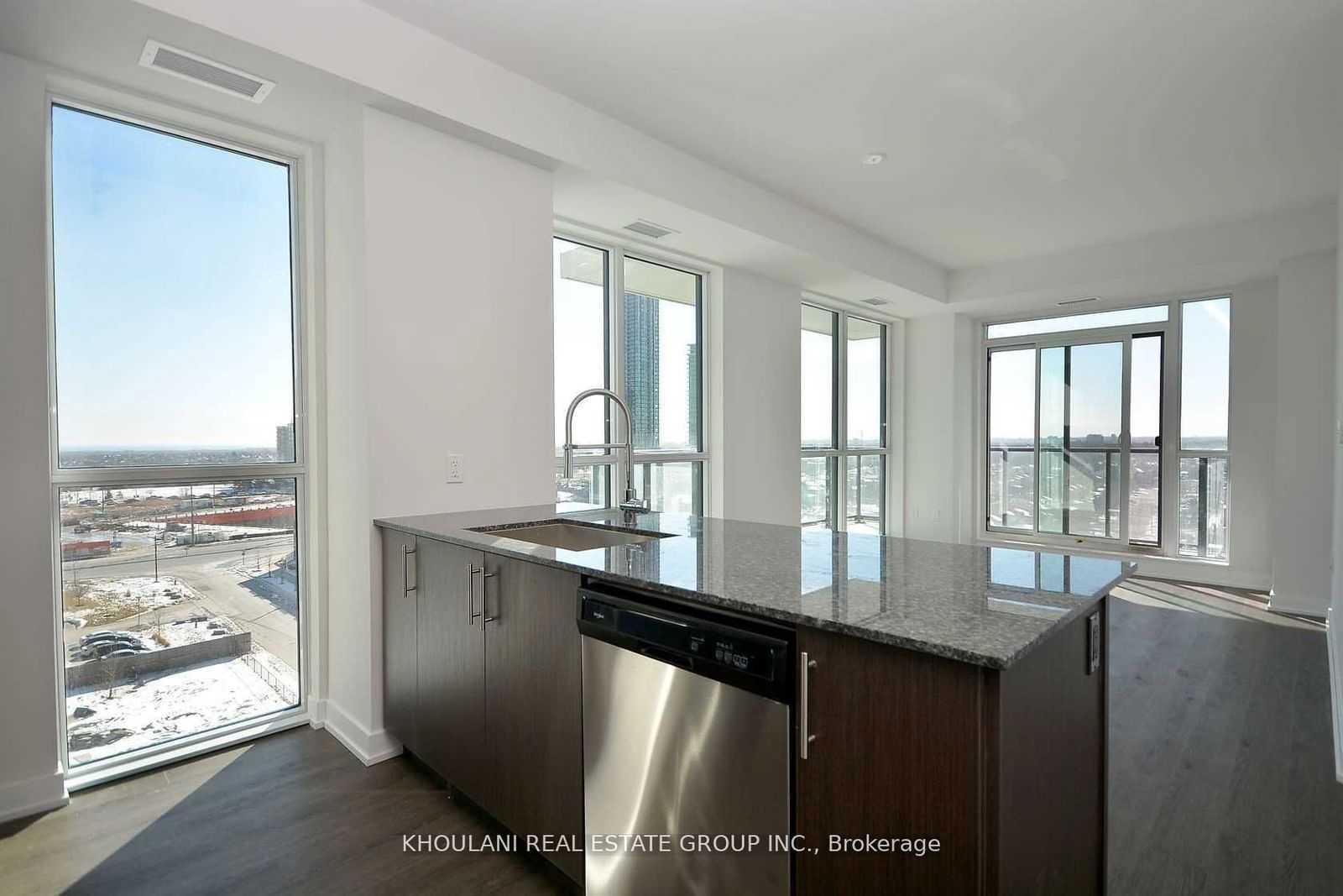 4055 Parkside Village Dr, unit 820 for sale - image #8