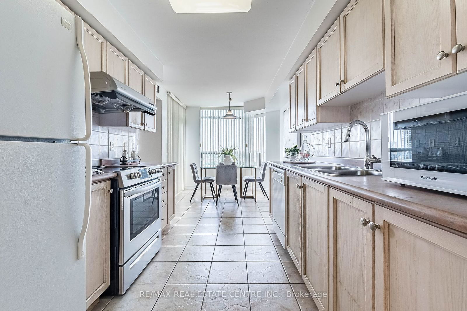 35 Kingsbridge Garden Circ, unit 1905 for sale - image #11