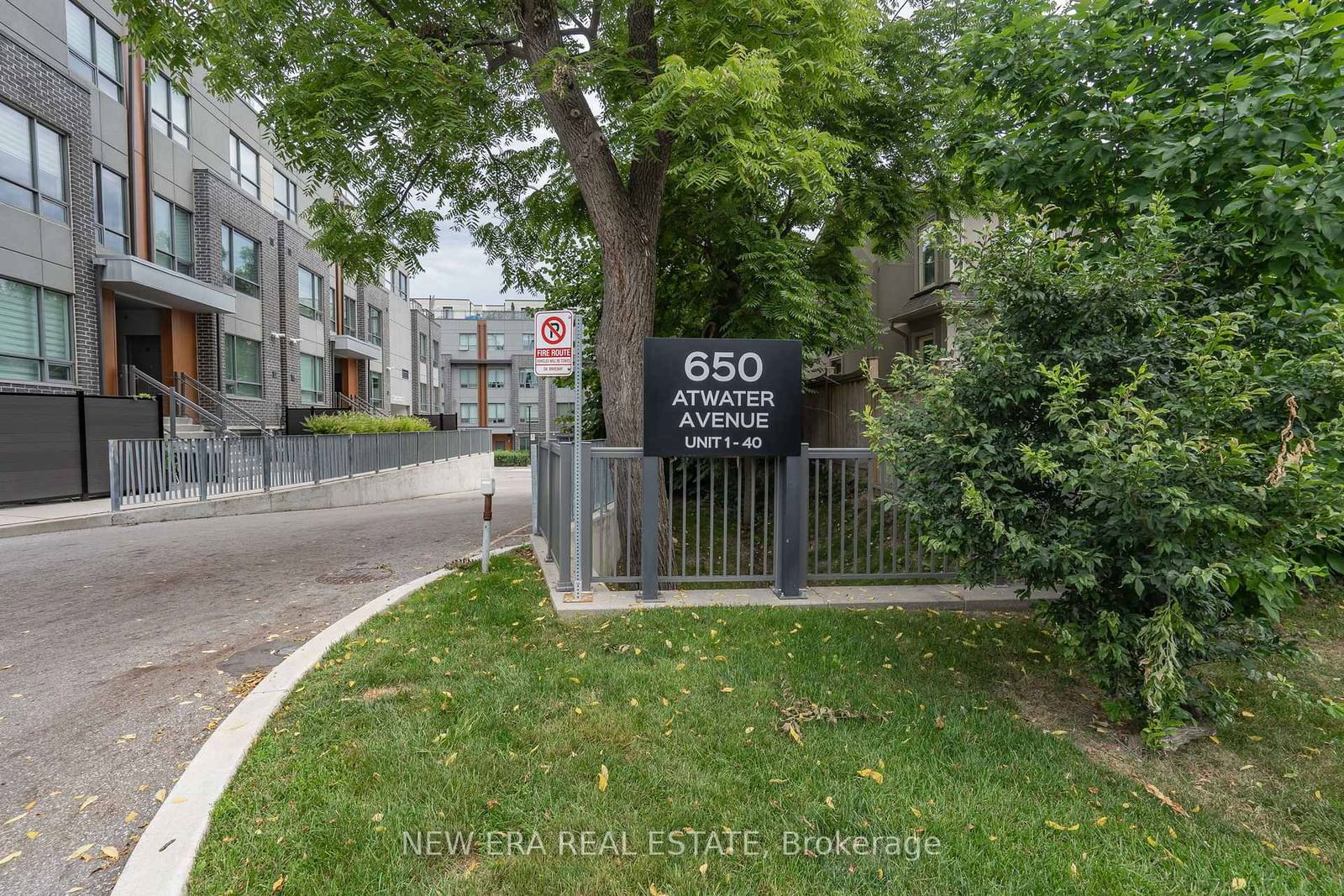 650 Atwater Ave, unit 19 for sale - image #2