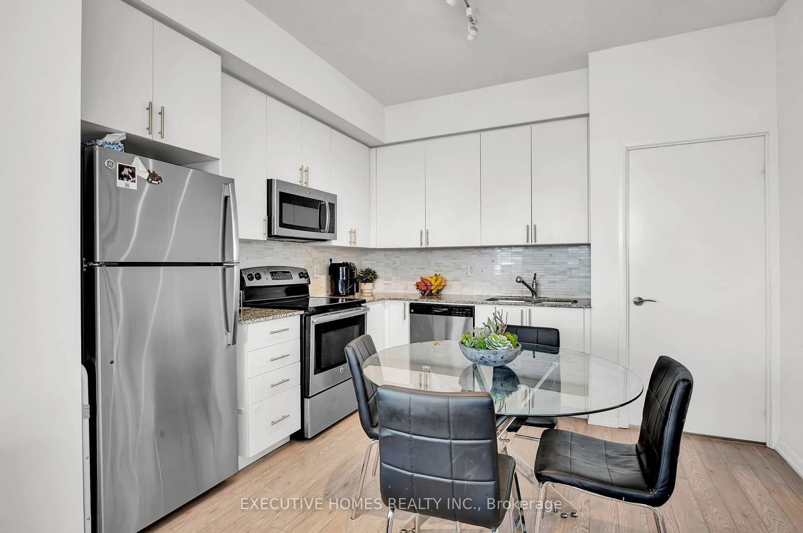 830 Lawence Ave W, unit 2803 for sale - image #14