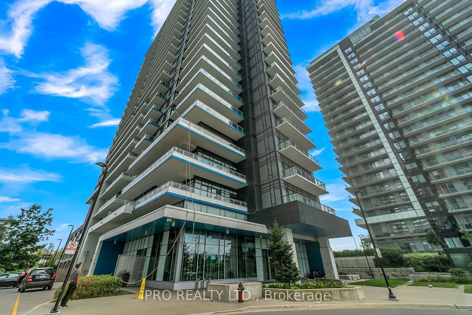 2560 Eglinton Ave W, unit 801 for sale - image #2