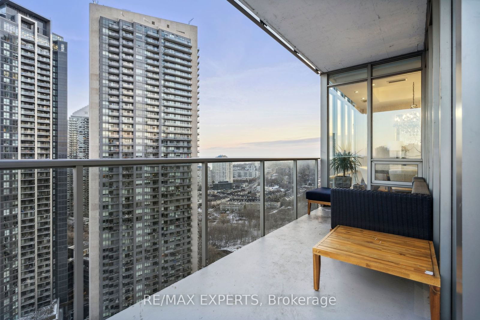 90 Park Lawn Rd, unit 3007 for sale - image #37