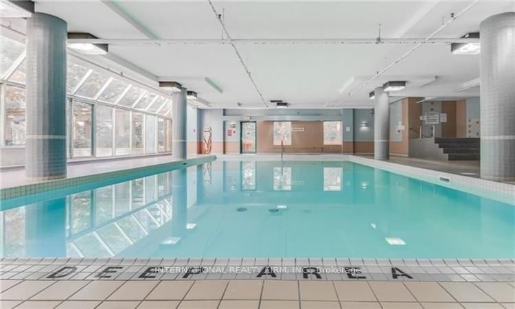 285 Enfield Pl, unit 208 for sale - image #17