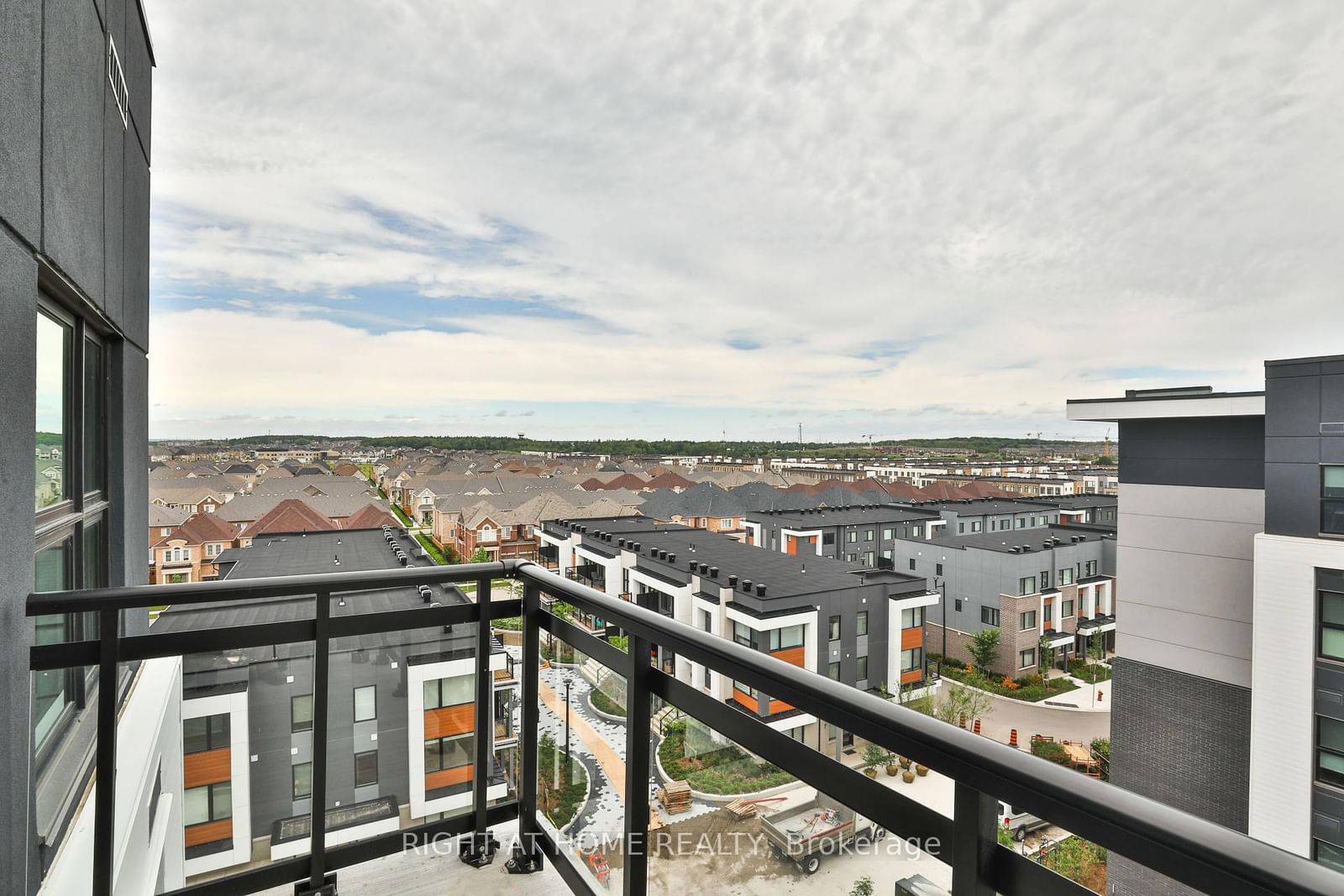 102 Grovewood Common, unit 607 for rent - image #8