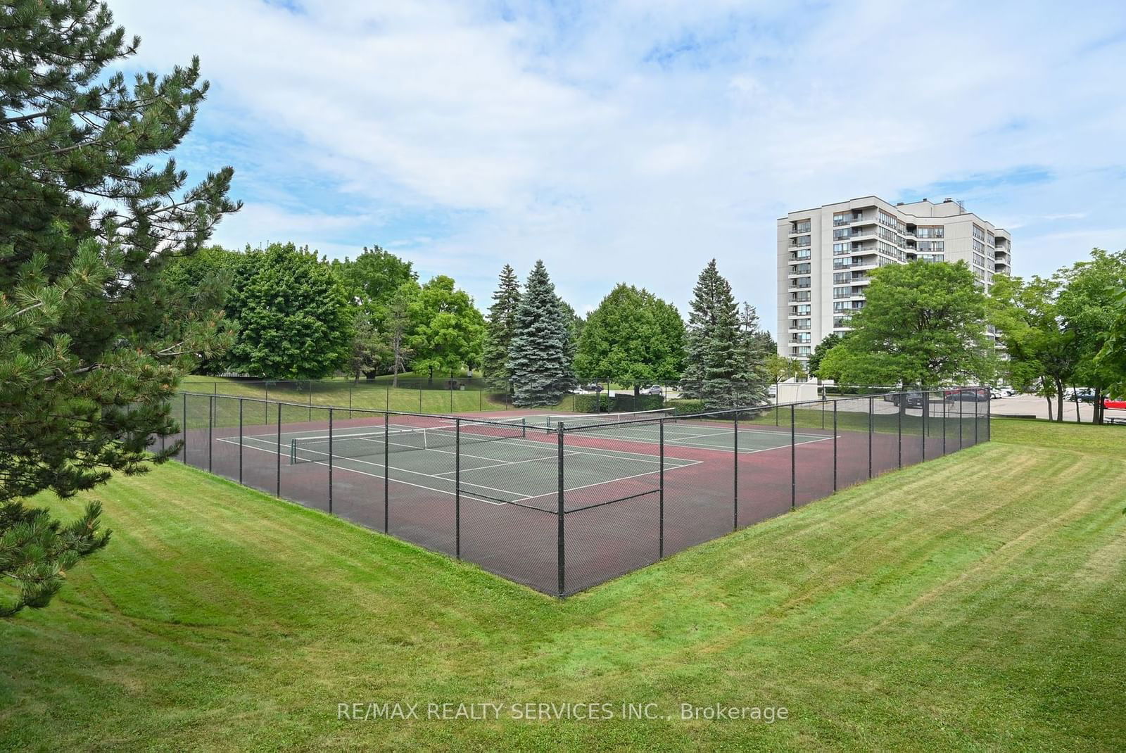 12 Laurelcrest St, unit 412 for sale - image #30