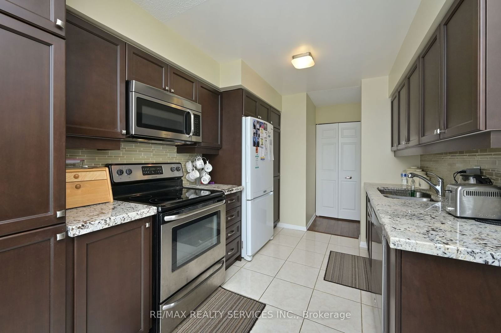 12 Laurelcrest St, unit 412 for sale - image #8