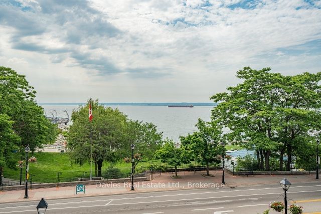 1477 Lakeshore Rd, unit 304 for sale - image #20