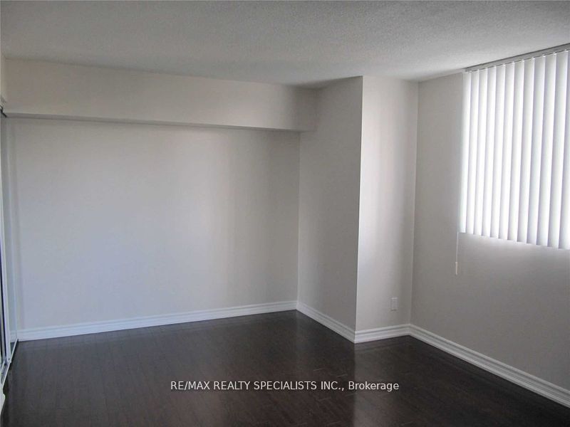 145 Hillcrest Ave, unit 311 for rent - image #7