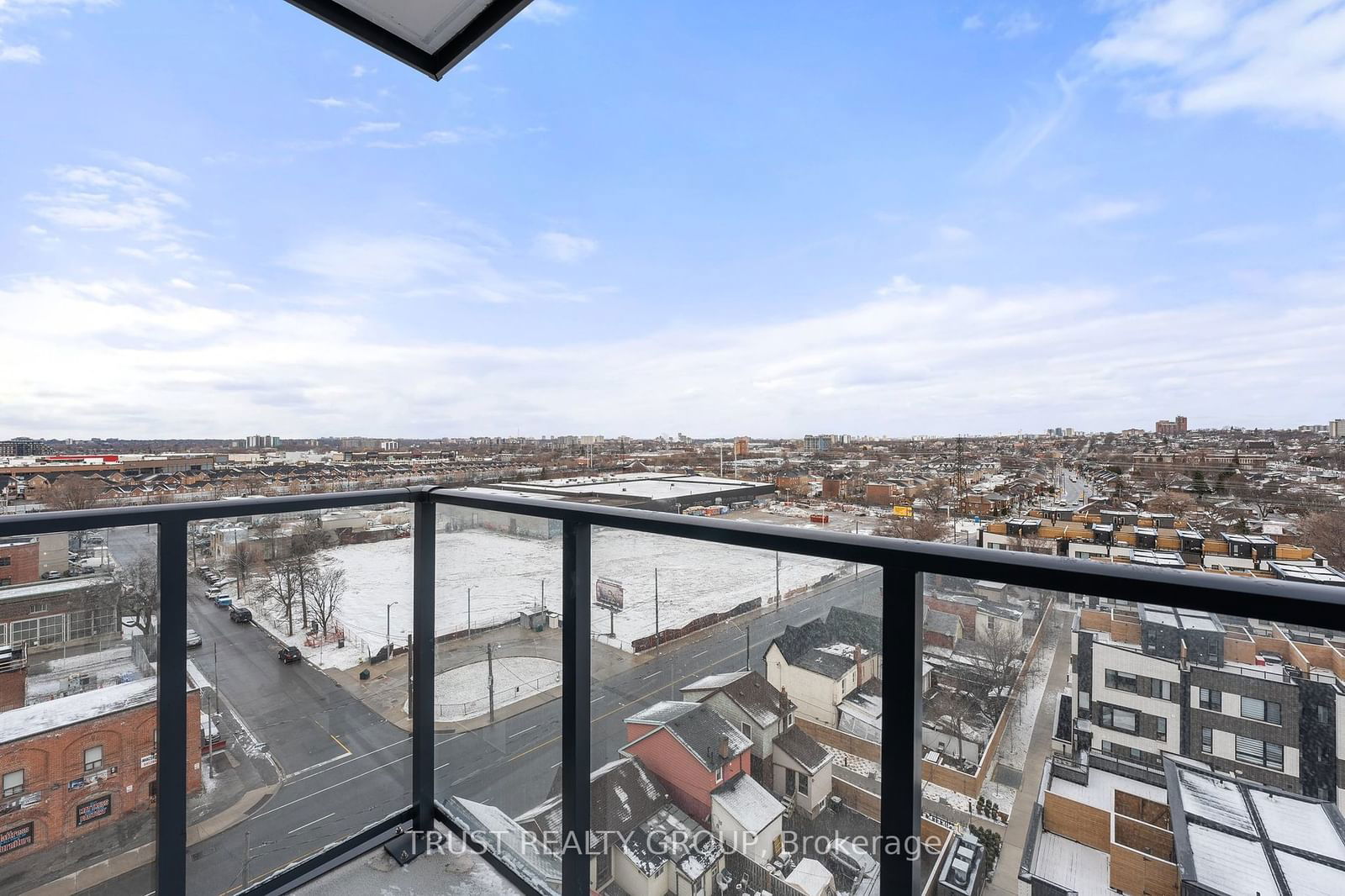 1808 St. Clair Ave W, unit 911 for sale