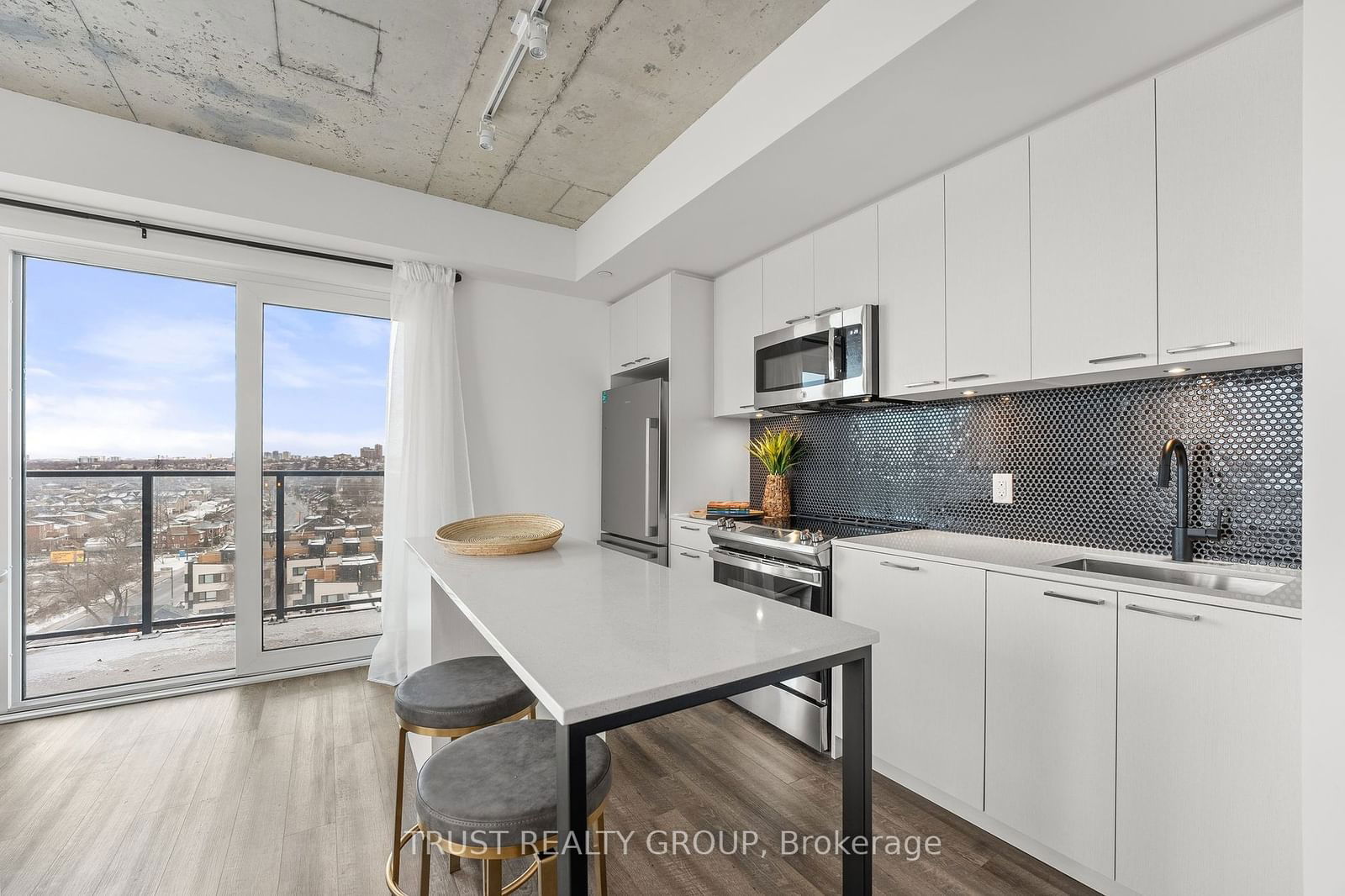 1808 St. Clair Ave W, unit 911 for sale - image #8