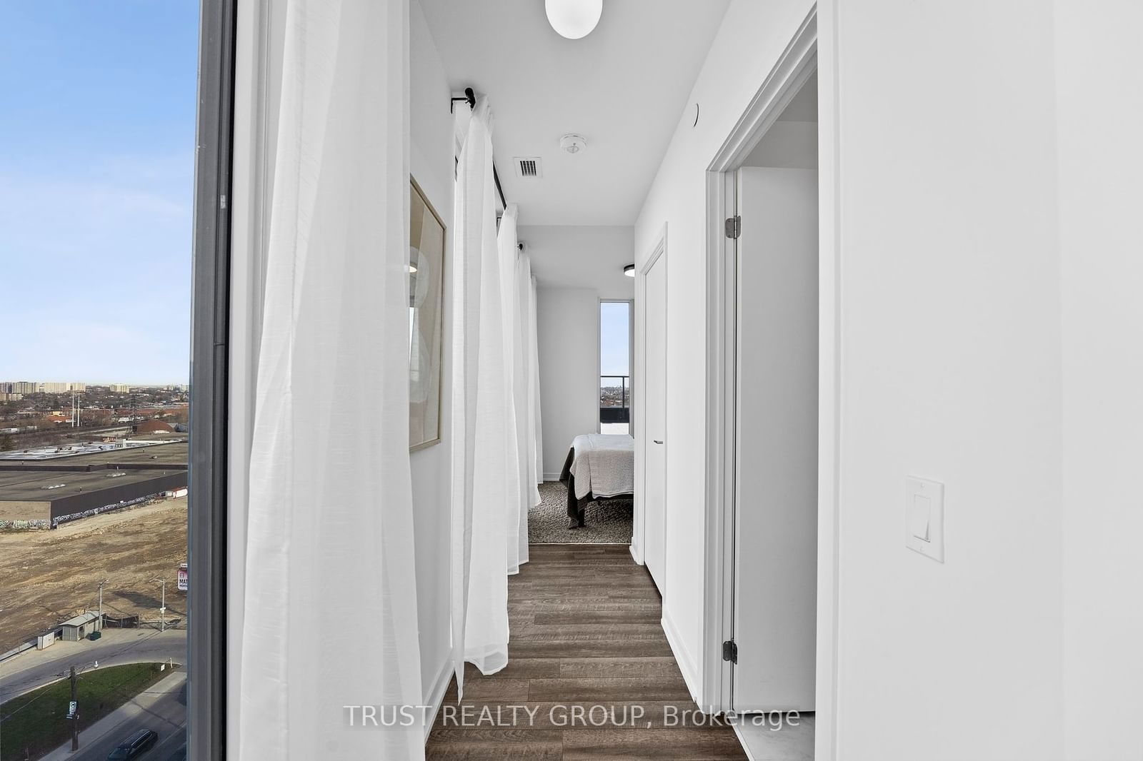 1808 St. Clair Ave W, unit 1104 for sale - image #8