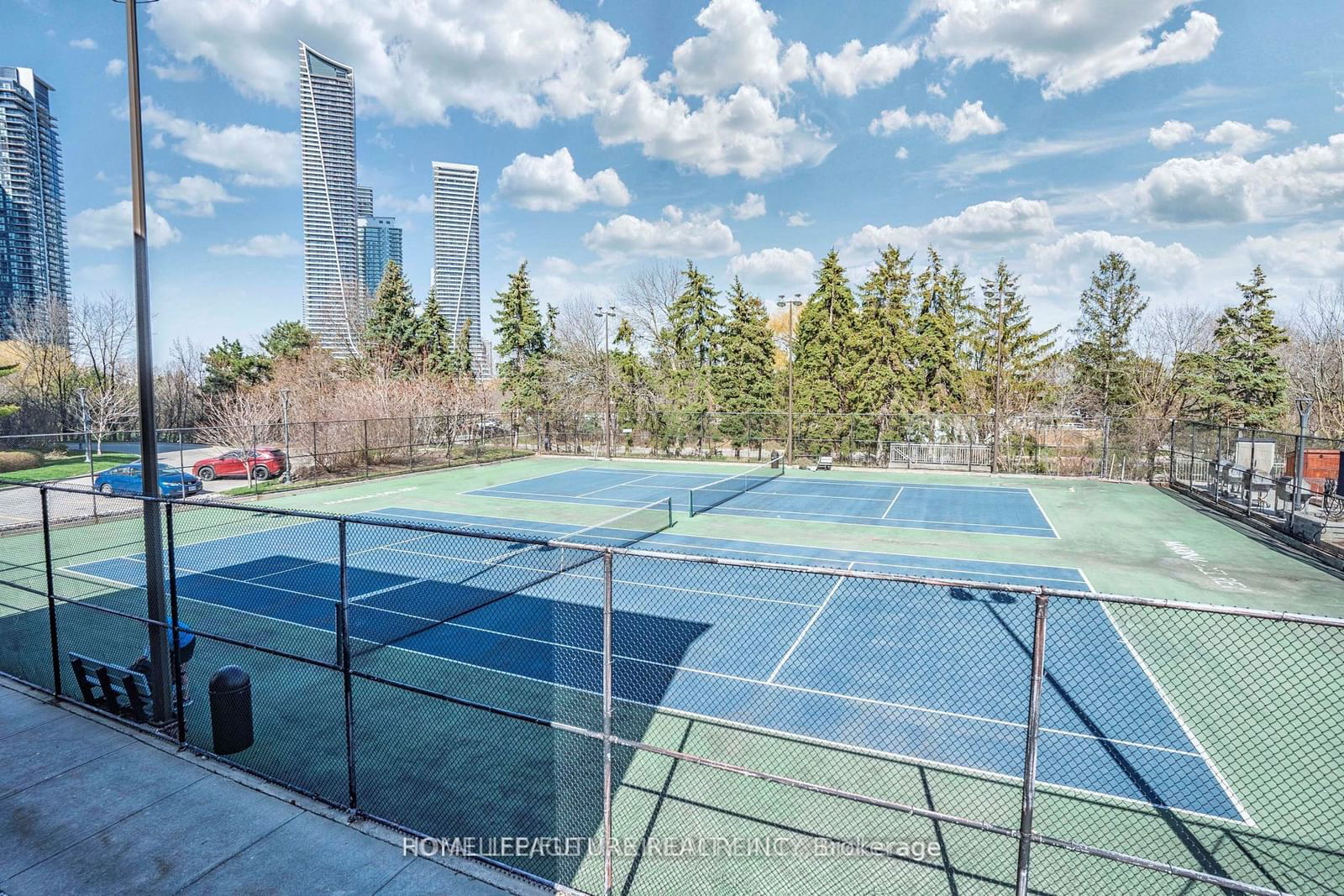 2269 Lake Shore Blvd W, unit 1207 for sale - image #4