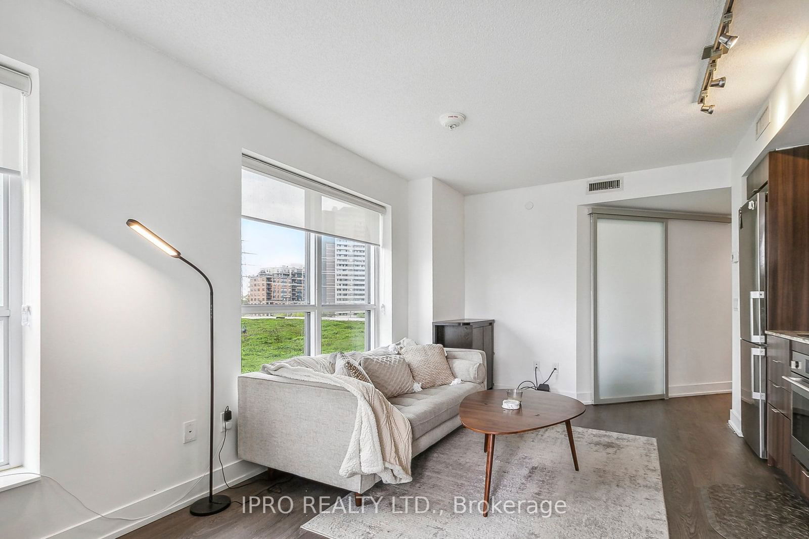 7 Mabelle Ave, unit 304 for sale - image #14