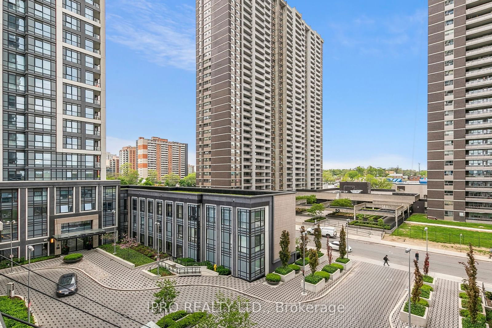 7 Mabelle Ave, unit 304 for sale - image #33