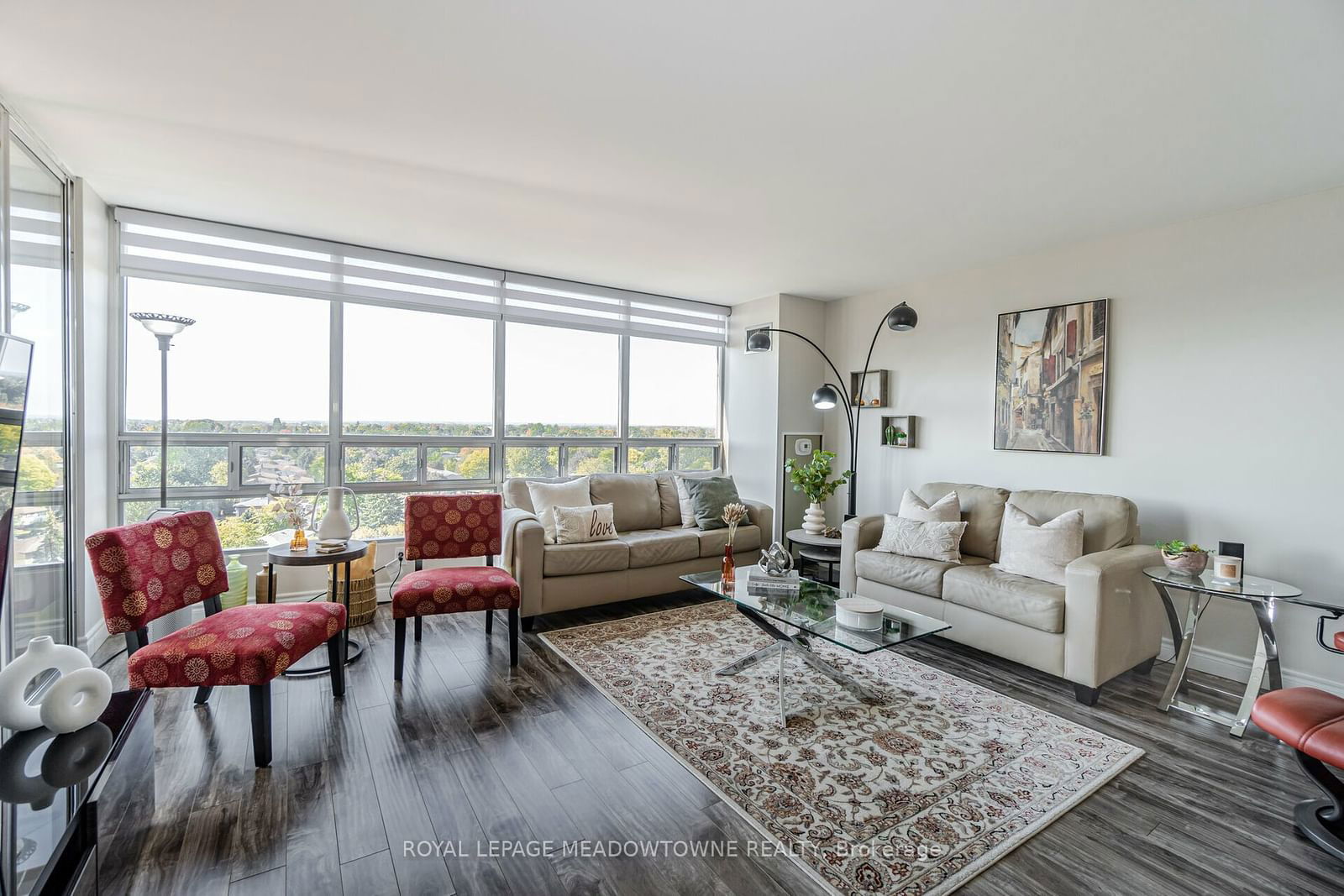 310 Mill St, unit 907 for sale - image #14