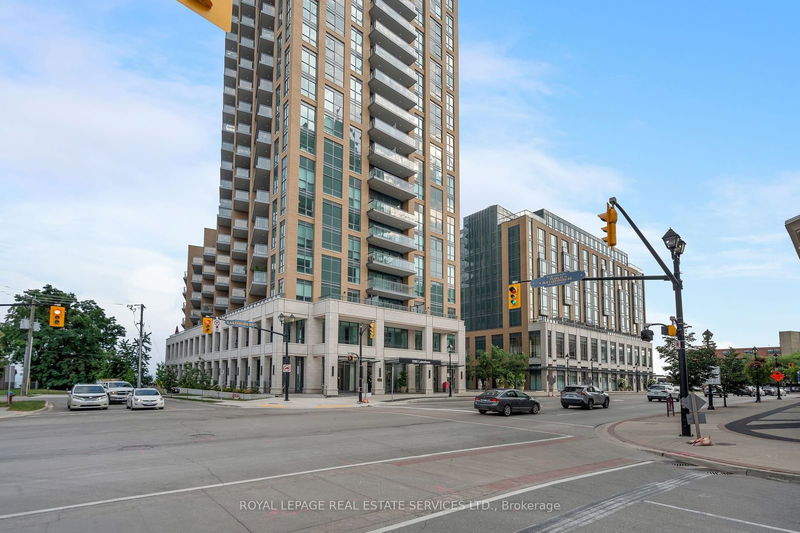 2060 Lakeshore Rd, unit 804 for sale - image #1