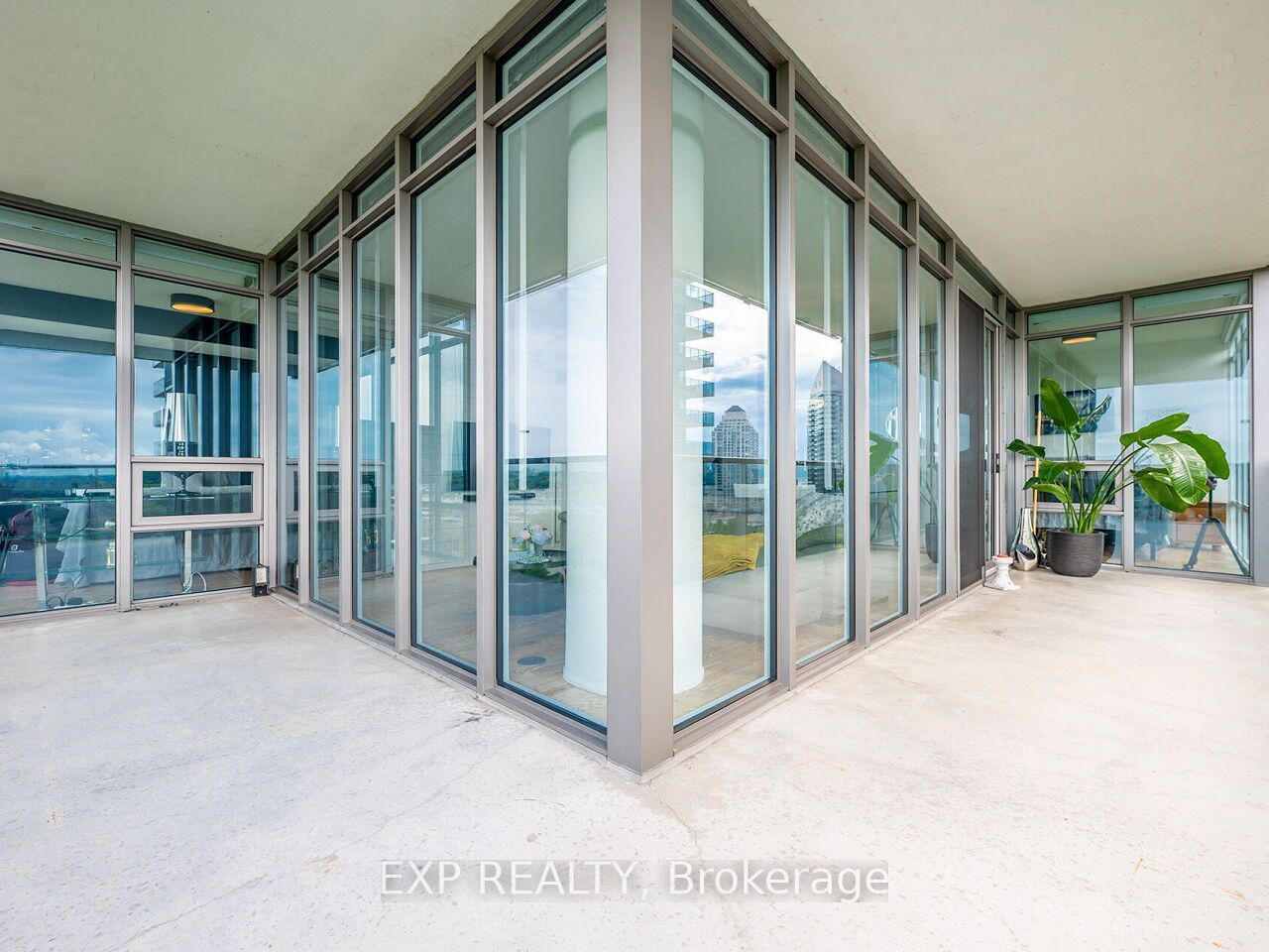 90 Park Lawn Rd, unit 1216 for sale - image #13