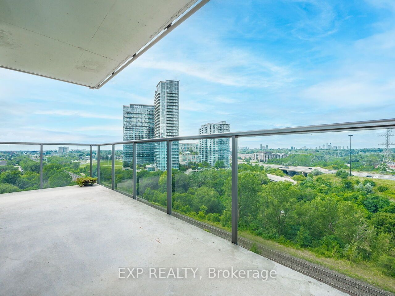 90 Park Lawn Rd, unit 1216 for sale - image #14