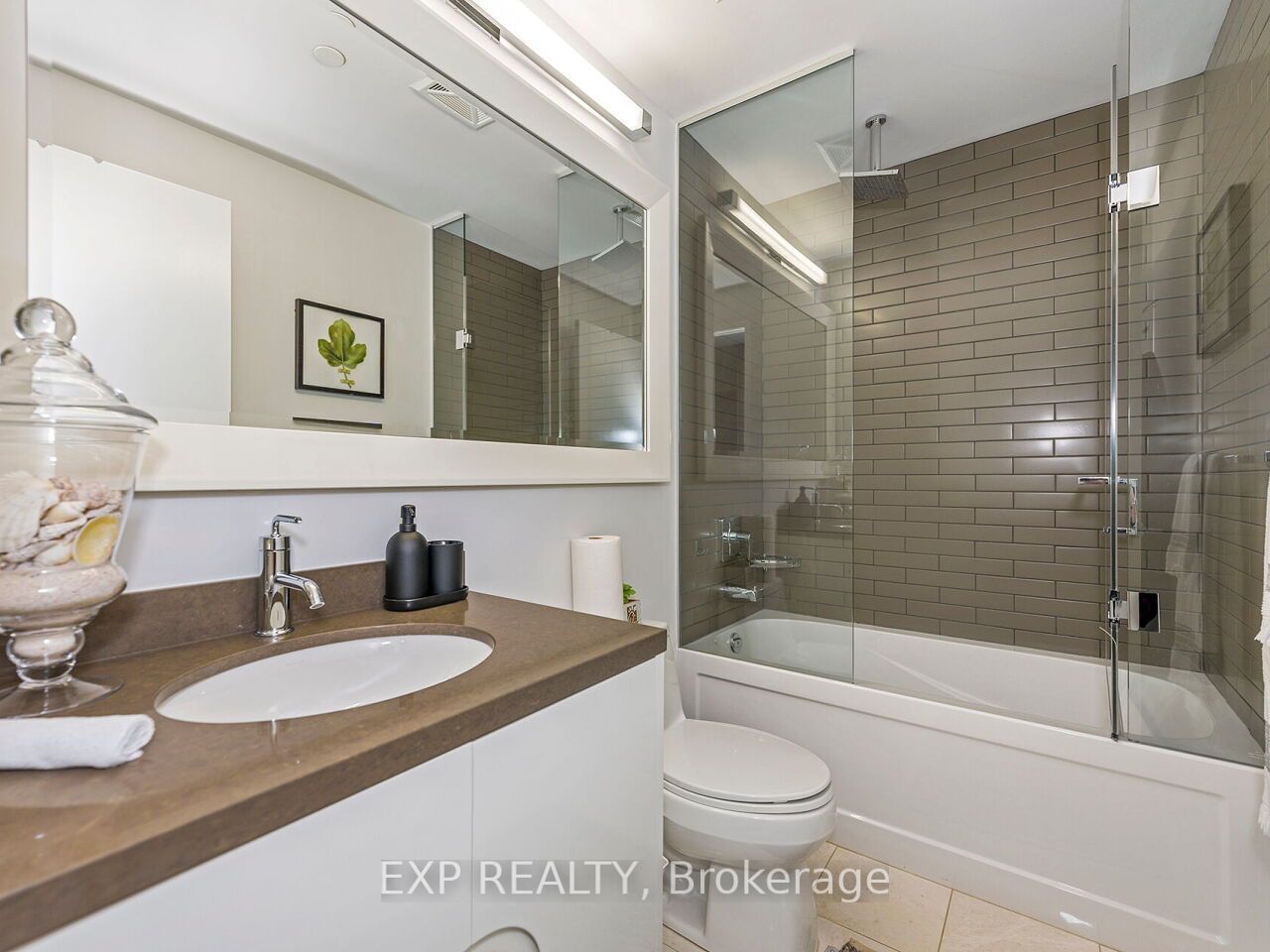 90 Park Lawn Rd, unit 1216 for sale - image #8