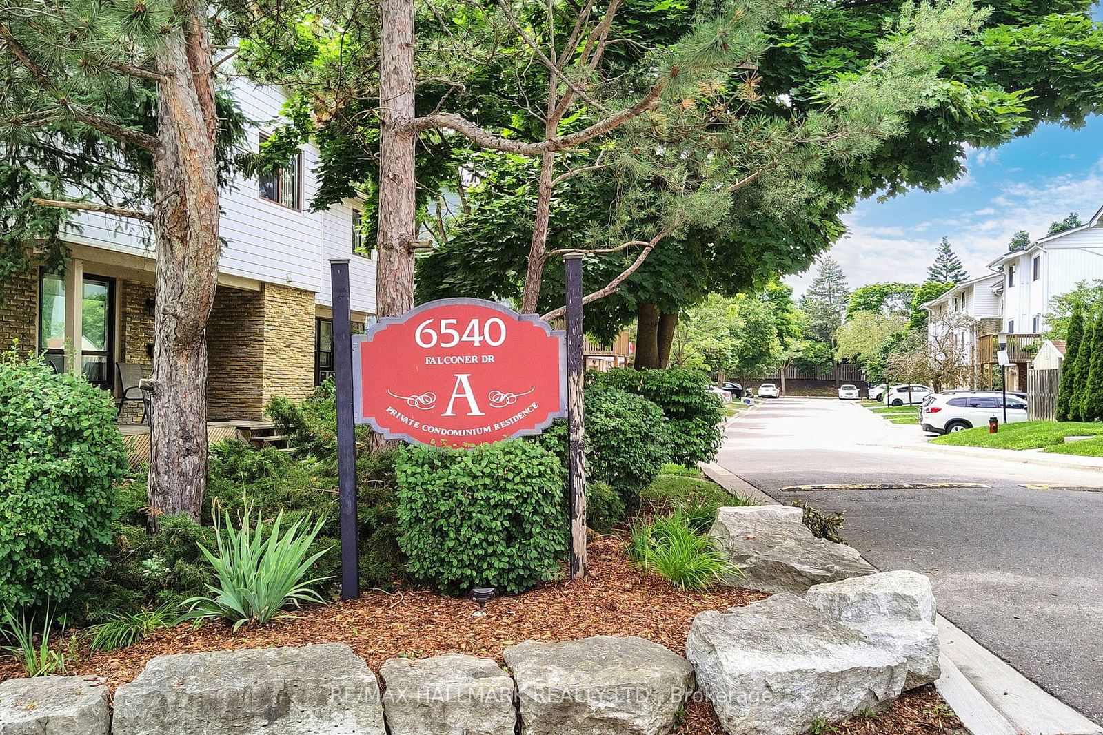 6540 Falconer Dr, unit 104 for sale - image #31